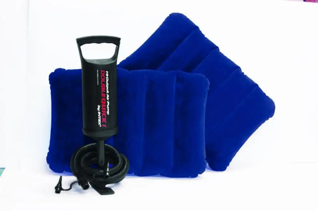 Matelas gonflable 2 places avec pompe manuelle